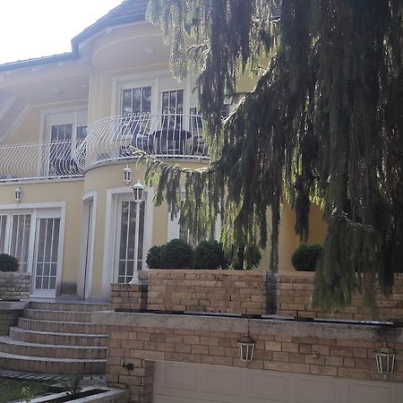 Bed and Breakfast Pero Panzio Debrecen Exterior foto