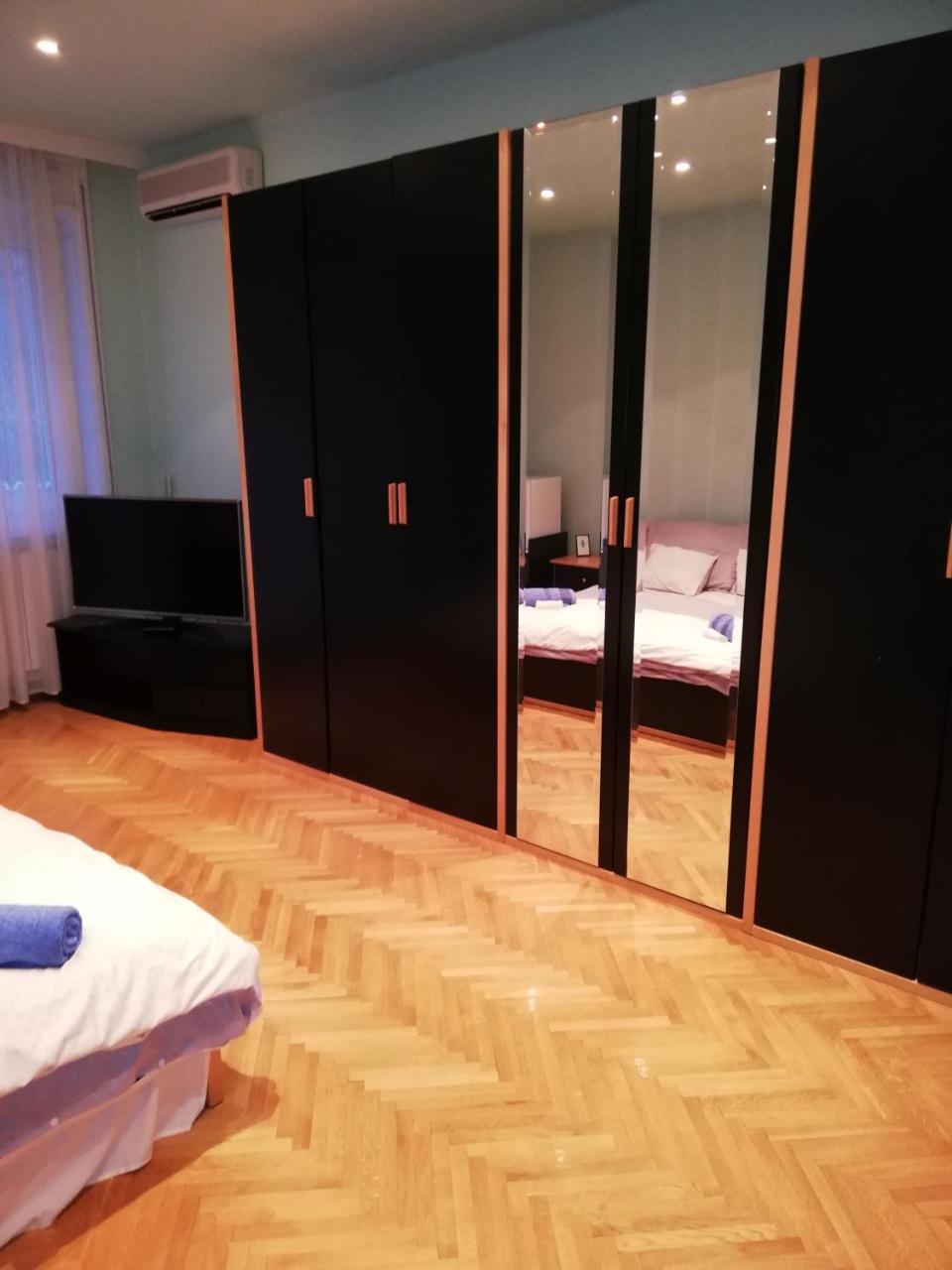 Bed and Breakfast Pero Panzio Debrecen Exterior foto